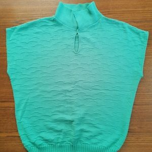 Oversized sleeveless shirt